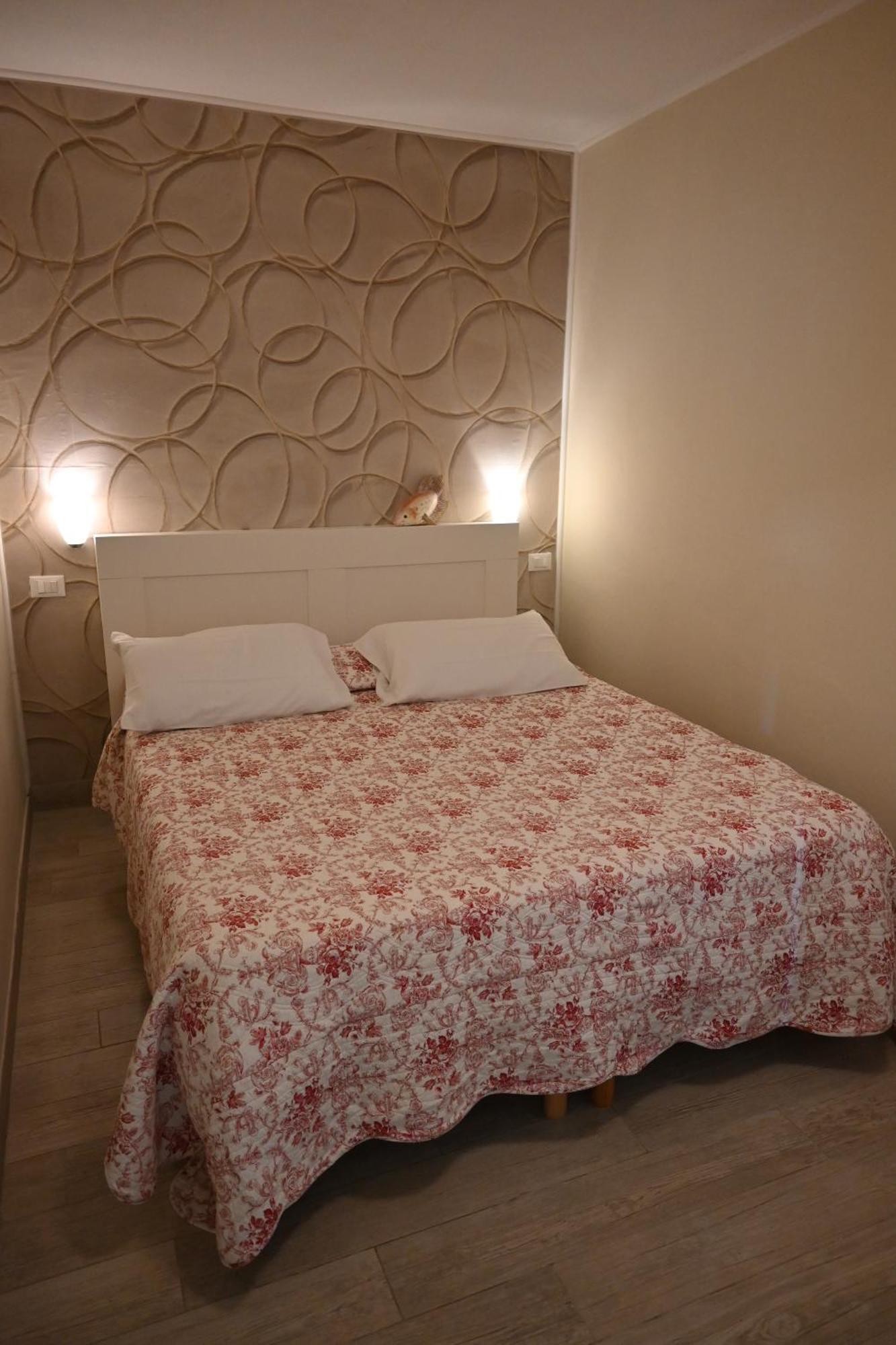Residence Il Mandorlo 拉科纳 外观 照片
